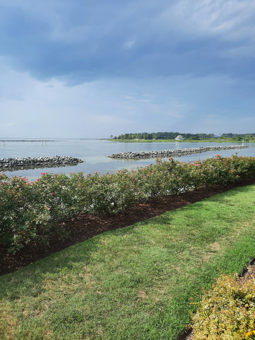 Sell my Massachusetts waterfront land for cash